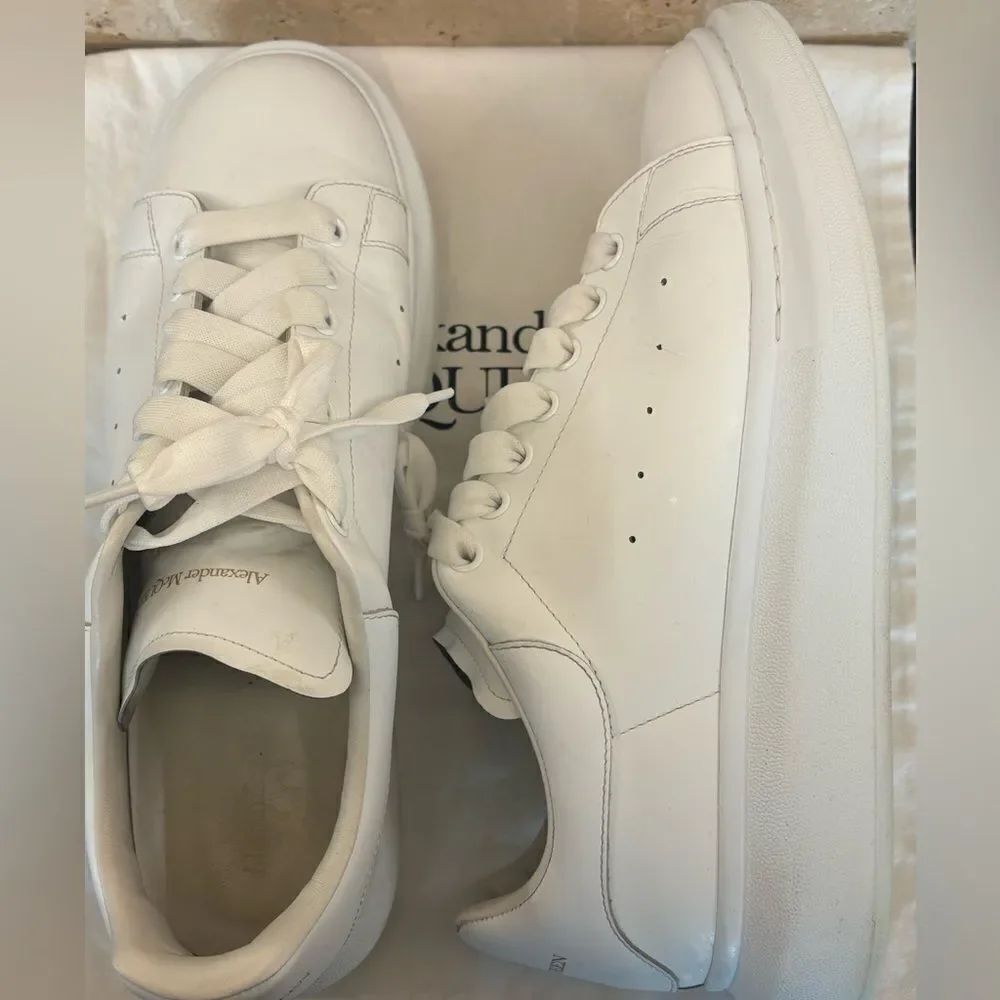 Alexander McQueen Men's Leather Oversized Low-Top Sneakers/Dust Bag size 46/13